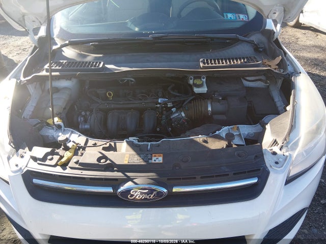 46290118 :رقم المزاد ، 1FMCU0G71FUB16728 vin ، 2015 Ford Escape Se مزاد بيع