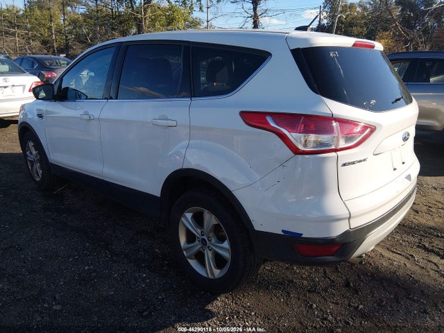46290118 :رقم المزاد ، 1FMCU0G71FUB16728 vin ، 2015 Ford Escape Se مزاد بيع