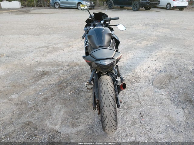 Yamaha Yzfr3 A 2017 MH3RH15Y8HK001418 Image 6