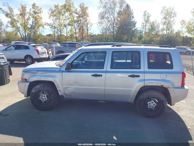 46290369 :رقم المزاد ، 1J8FT28008D798885 vin ، 2008 Jeep Patriot Sport مزاد بيع