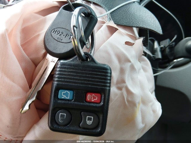 Продажа на аукционе авто 2008 Ford Mustang V6 Deluxe, vin: 1ZVHT84NX85188049, номер лота: 46290392