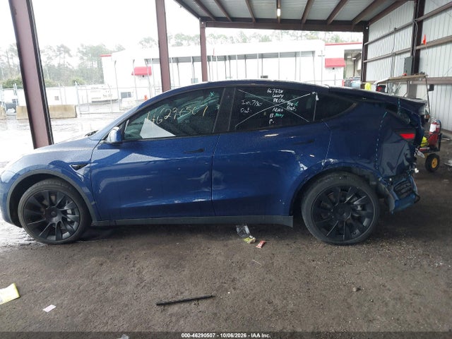7SAYGDEE2NF458676 Tesla Model Y Long Range Dual Motor All-wheel Drive