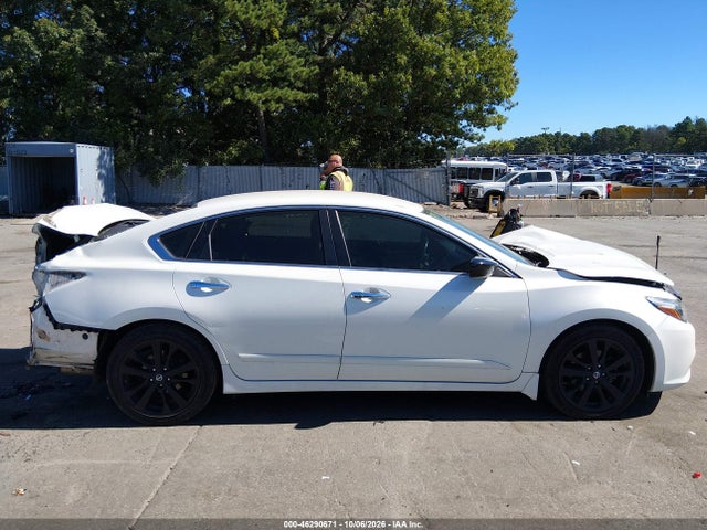46290671 :رقم المزاد ، 1N4AL3AP2HC175214 vin ، 2017 Nissan Altima 2.5 Sr مزاد بيع