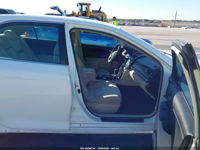 Продаж на аукціоні авто 2014 Toyota Camry Le, vin: 4T4BF1FK4ER355812, номер лоту: 46290724