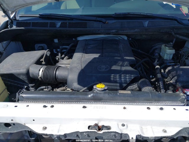 46290781 :رقم المزاد ، 5TFRM5F13BX027504 vin ، 2011 Toyota Tundra Grade 4.6l V8 مزاد بيع