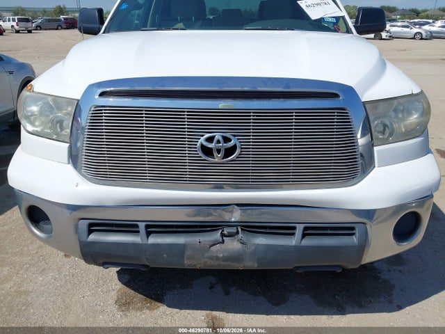 46290781 :رقم المزاد ، 5TFRM5F13BX027504 vin ، 2011 Toyota Tundra Grade 4.6l V8 مزاد بيع
