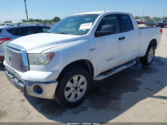 46290781 :رقم المزاد ، 5TFRM5F13BX027504 vin ، 2011 Toyota Tundra Grade 4.6l V8 مزاد بيع