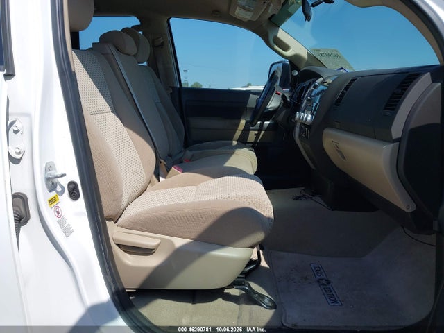 46290781 :رقم المزاد ، 5TFRM5F13BX027504 vin ، 2011 Toyota Tundra Grade 4.6l V8 مزاد بيع