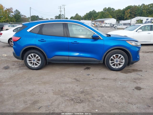 1FMCU9G63LUA05010 Ford ESCAPE SE