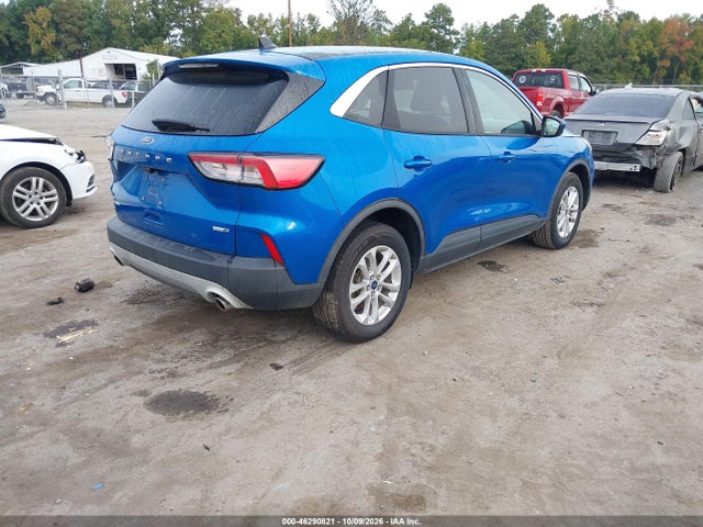 1FMCU9G63LUA05010 Ford ESCAPE SE
