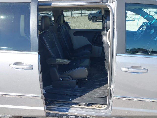 Продаж на аукціоні авто 2015 Chrysler Town & Country Touring, vin: 2C4RC1BG0FR726342, номер лоту: 46290829