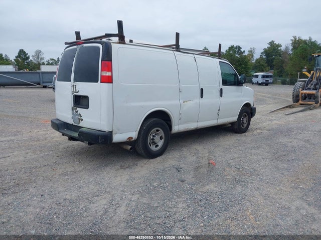 46290852 :رقم المزاد ، 1GCWGFCA4B1135136 vin ، 2011 Chevrolet Express 2500 Work Van مزاد بيع
