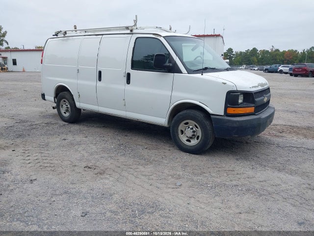 46290881 :رقم المزاد ، 1GCWGFBAXD1133105 vin ، 2013 Chevrolet Express 2500 Work Van مزاد بيع