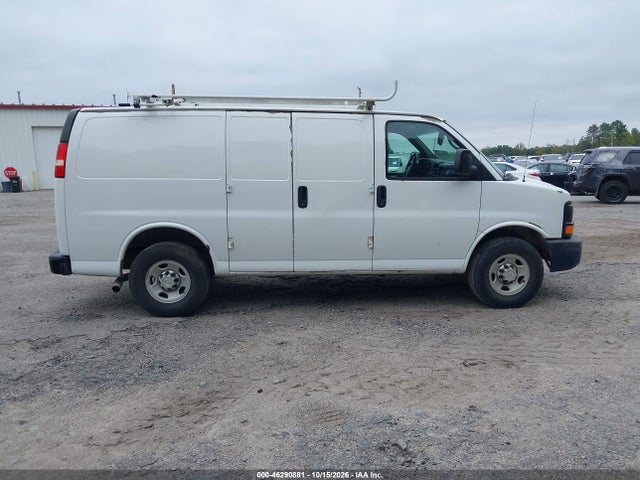 46290881 :رقم المزاد ، 1GCWGFBAXD1133105 vin ، 2013 Chevrolet Express 2500 Work Van مزاد بيع