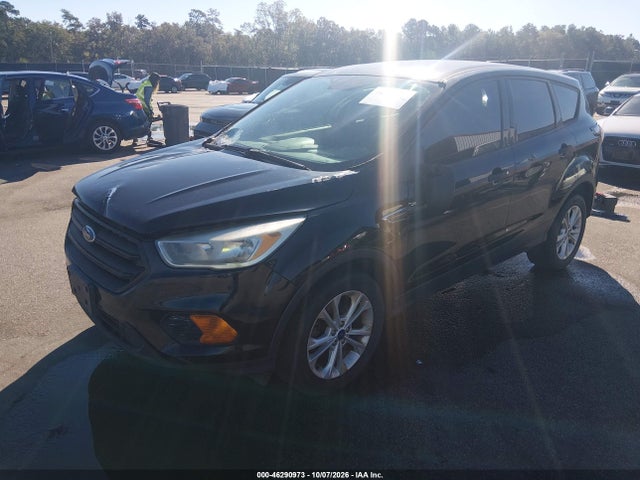 2017 Ford Escape S მანქანა იყიდება აუქციონზე, vin: 1FMCU0F77HUB84763, აუქციონის ნომერი: 46290973