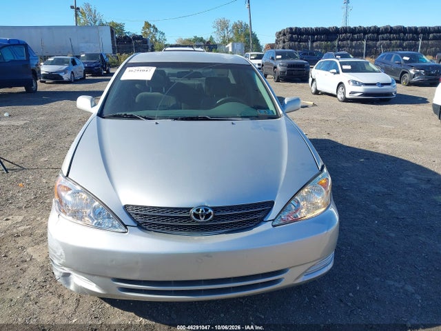46291047 :رقم المزاد ، 4T1BE32K82U091584 vin ، 2002 Toyota Camry Le مزاد بيع