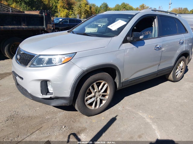 Продажа на аукционе авто 2014 Kia Sorento Lx, vin: 5XYKTDA68EG463872, номер лота: 46291120
