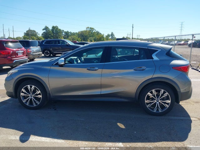 2017 Infiniti Qx30 Premium მანქანა იყიდება აუქციონზე, vin: SJKCH5CR2HA019925, აუქციონის ნომერი: 46291152
