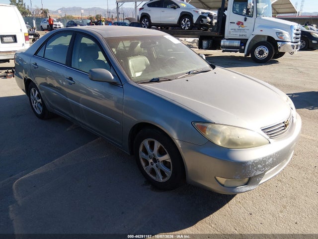 2005 Toyota Camry Xle მანქანა იყიდება აუქციონზე, vin: 4T1BE32K15U628347, აუქციონის ნომერი: 46291187