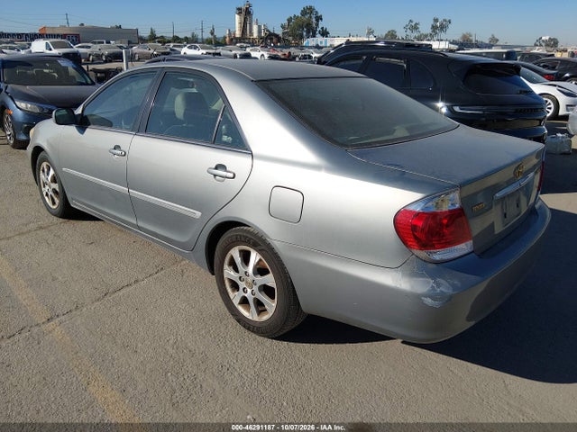 2005 Toyota Camry Xle მანქანა იყიდება აუქციონზე, vin: 4T1BE32K15U628347, აუქციონის ნომერი: 46291187