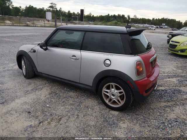 Продаж на аукціоні авто 2007 Mini Cooper S, vin: WMWMF73547TL85892, номер лоту: 46291227