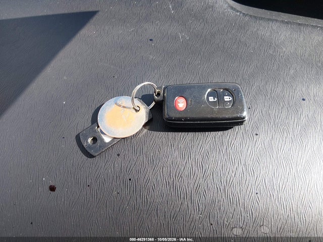 2015 Toyota Prius Two მანქანა იყიდება აუქციონზე, vin: JTDKN3DU9F1918616, აუქციონის ნომერი: 46291368