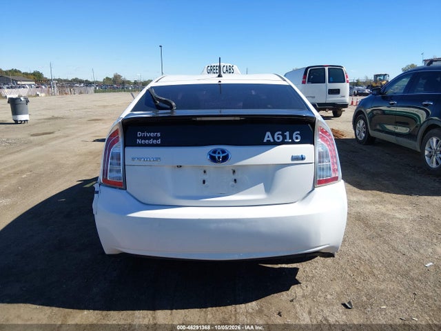 2015 Toyota Prius Two მანქანა იყიდება აუქციონზე, vin: JTDKN3DU9F1918616, აუქციონის ნომერი: 46291368