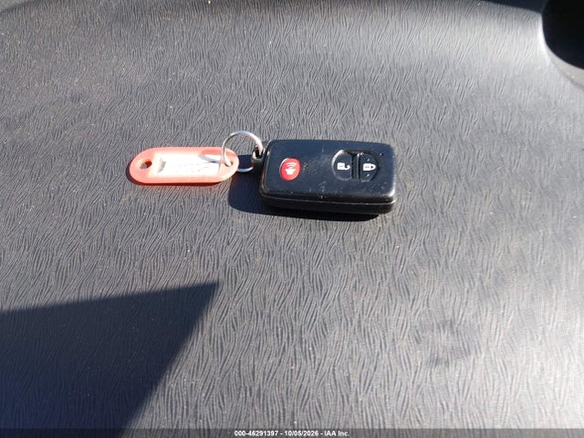 Продаж на аукціоні авто 2015 Toyota Prius Two, vin: JTDKN3DU3F1913332, номер лоту: 46291397