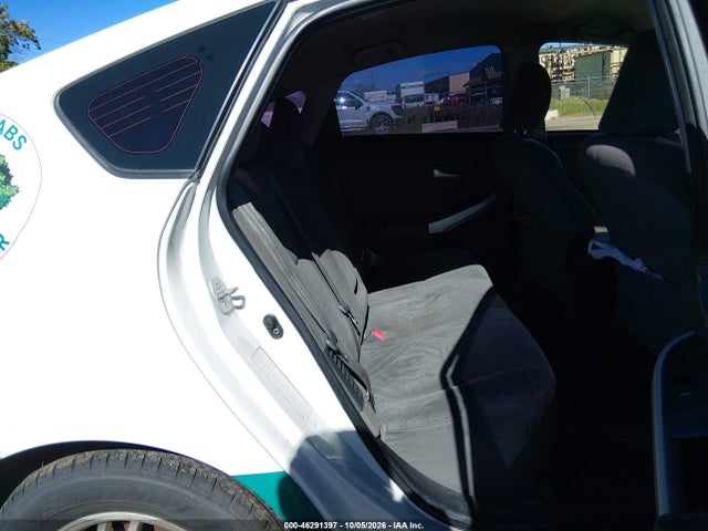 Продаж на аукціоні авто 2015 Toyota Prius Two, vin: JTDKN3DU3F1913332, номер лоту: 46291397