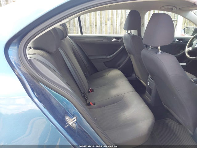 Продаж на аукціоні авто 2015 Volkswagen Jetta 2.0l S, vin: 3VW2K7AJ7FM307851, номер лоту: 46291431