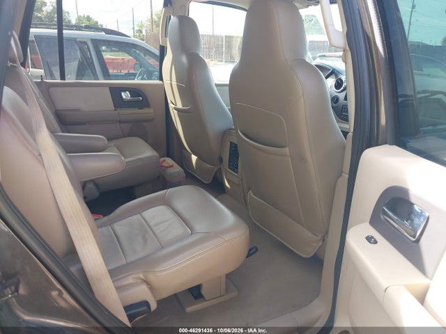 46291436 :رقم المزاد ، 1FMFU18575LA68947 vin ، 2005 Ford Expedition Eddie Bauer/king Ranch مزاد بيع