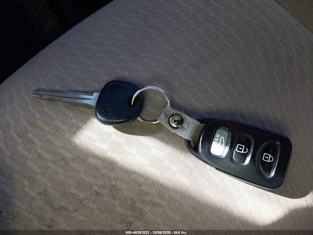 Продажа на аукционе авто 2016 Hyundai Elantra Se, vin: 5NPDH4AE2GH690200, номер лота: 46291523