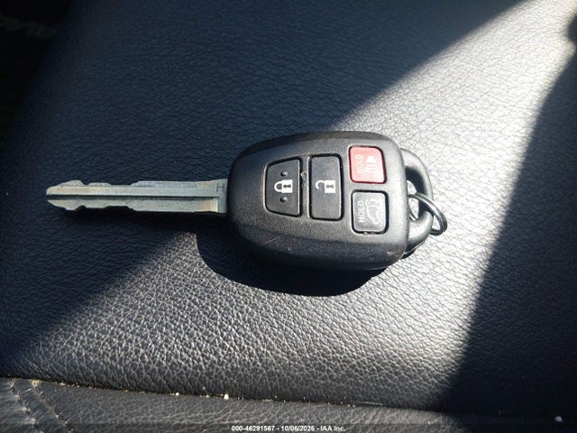 46291567 :رقم المزاد ، 2T3RFREV7GW430564 vin ، 2016 Toyota Rav4 Xle مزاد بيع