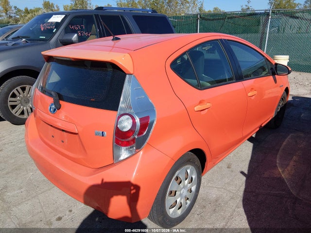 46291608 :رقم المزاد ، JTDKDTB3XD1056341 vin ، 2013 Toyota Prius C One مزاد بيع