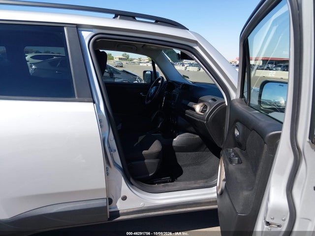 ZACCJBBT0FPB29467 Jeep Renegade Latitude