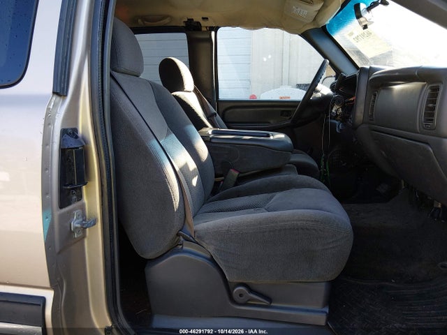 2005 Chevrolet Silverado 1500 მანქანა იყიდება აუქციონზე, vin: 2GCEC19T251389543, აუქციონის ნომერი: 46291792