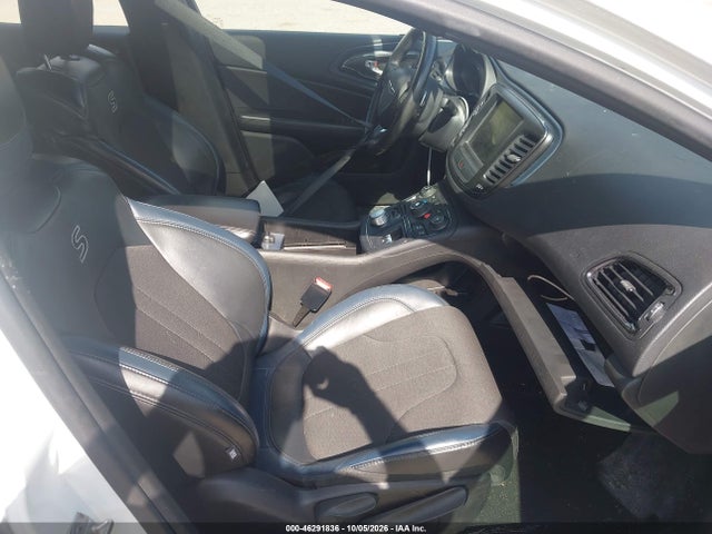 Aukcja sprzedaży 2015 Chrysler 200 S, vin: 1C3CCCBG1FN736171, numer aukcji: 46291836