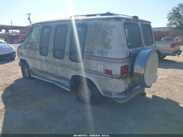 46291913 :رقم المزاد ، 1GBEG25Z2PF340945 vin ، 1993 Chevrolet G20 مزاد بيع