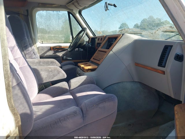46291913 :رقم المزاد ، 1GBEG25Z2PF340945 vin ، 1993 Chevrolet G20 مزاد بيع