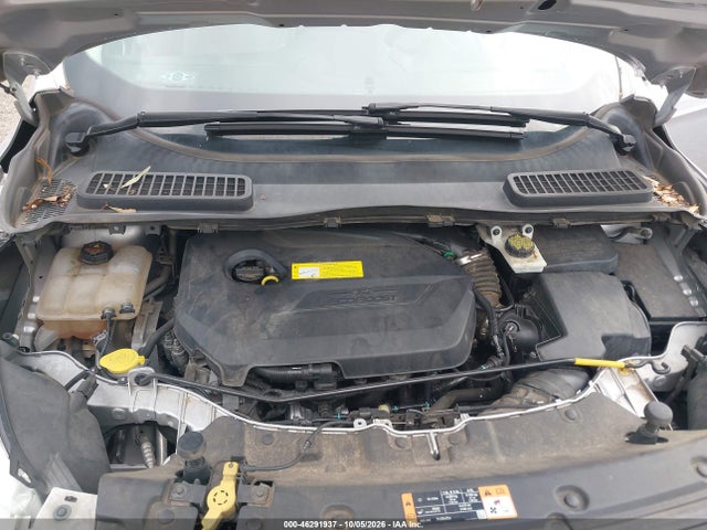 Продажа на аукционе авто 2015 Ford Escape Se, vin: 1FMCU9GX9FUA89752, номер лота: 46291937