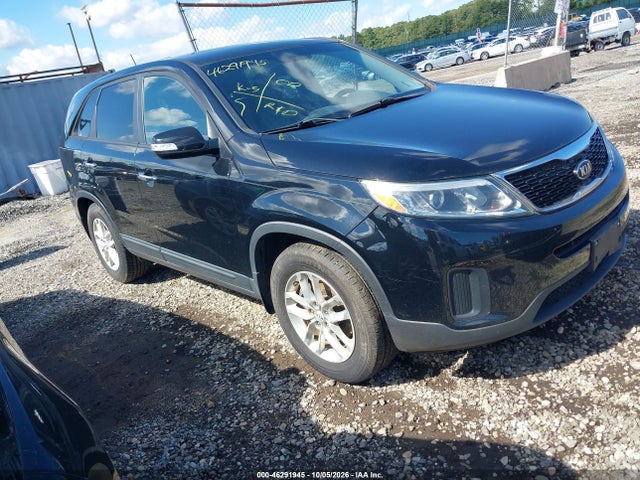 Продажа на аукционе авто 2015 Kia Sorento Lx, vin: 5XYKT3A62FG628391, номер лота: 46291945