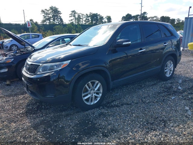 46291945 :رقم المزاد ، 5XYKT3A62FG628391 vin ، 2015 Kia Sorento Lx مزاد بيع