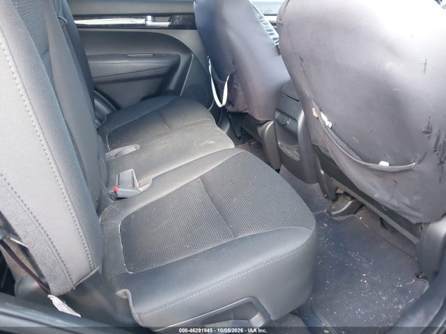 46291945 :رقم المزاد ، 5XYKT3A62FG628391 vin ، 2015 Kia Sorento Lx مزاد بيع