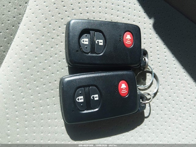 Продажа на аукционе авто 2015 Toyota Prius Two, vin: JTDKN3DU2F1883157, номер лота: 46291958