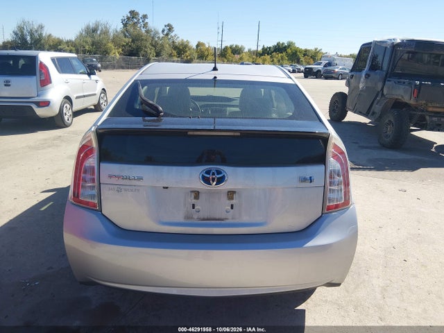 Продажа на аукционе авто 2015 Toyota Prius Two, vin: JTDKN3DU2F1883157, номер лота: 46291958