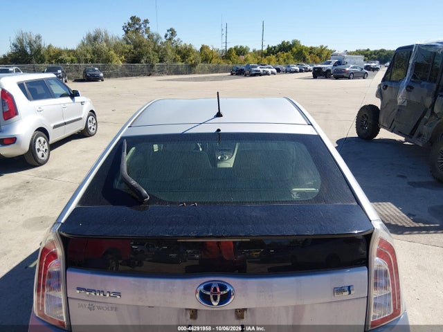 Продажа на аукционе авто 2015 Toyota Prius Two, vin: JTDKN3DU2F1883157, номер лота: 46291958