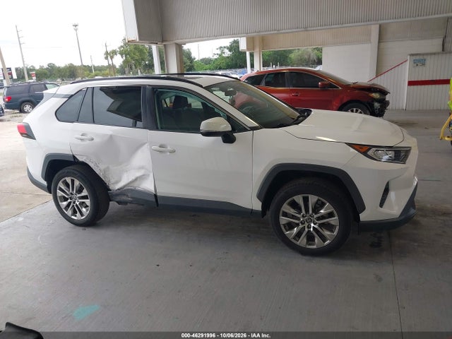 Продаж на аукціоні авто 2020 Toyota Rav4 Xle Premium, vin: 2T3C1RFV2LW094514, номер лоту: 46291996