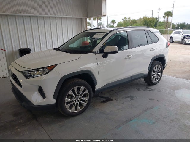 Продаж на аукціоні авто 2020 Toyota Rav4 Xle Premium, vin: 2T3C1RFV2LW094514, номер лоту: 46291996
