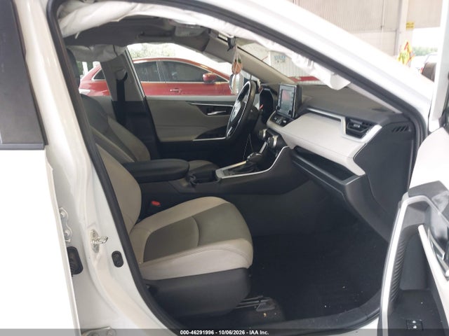 Продаж на аукціоні авто 2020 Toyota Rav4 Xle Premium, vin: 2T3C1RFV2LW094514, номер лоту: 46291996