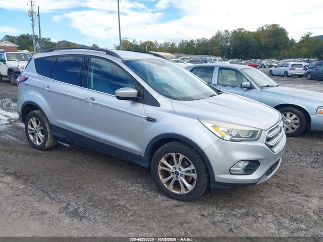 Продаж на аукціоні авто 2017 Ford Escape Se, vin: 1FMCU0GD0HUE64089, номер лоту: 46292020